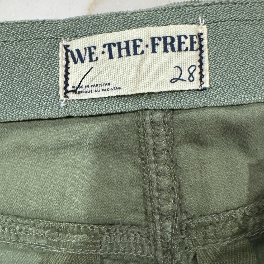 NWT Free People High Waisted Corduroy Pants Size 28 Green - Picture 4 of 4